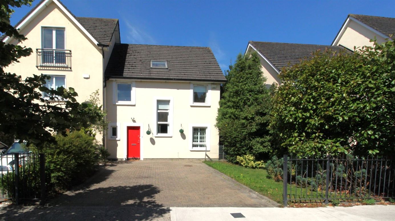 18 Delhurst Avenue, Ongar, Dublin 15