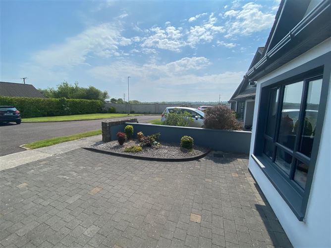 8 Ashdale, Cloyne, Cork