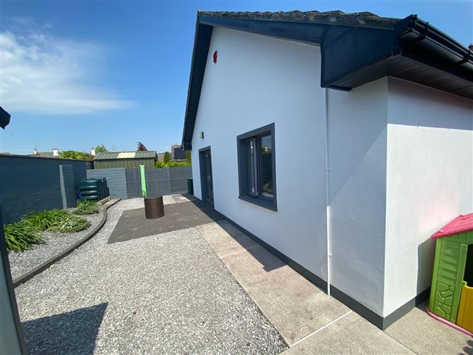 8 Ashdale, Cloyne, Cork