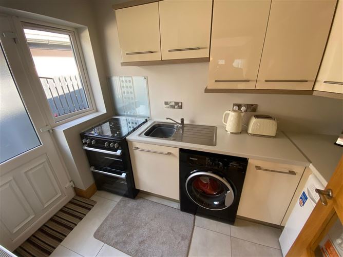 8 Ashdale, Cloyne, Cork