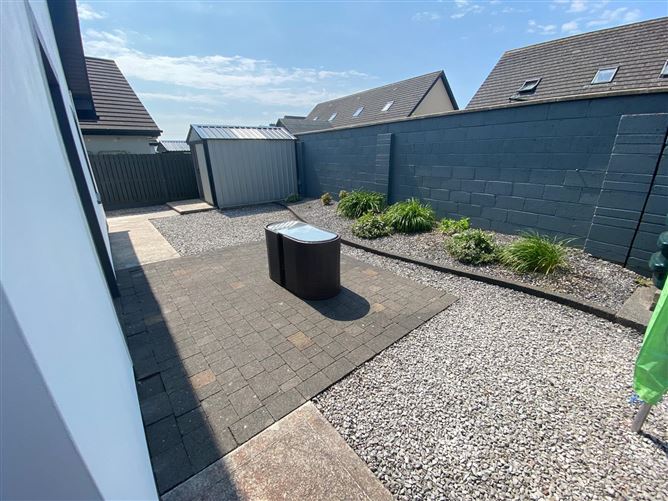 8 Ashdale, Cloyne, Cork