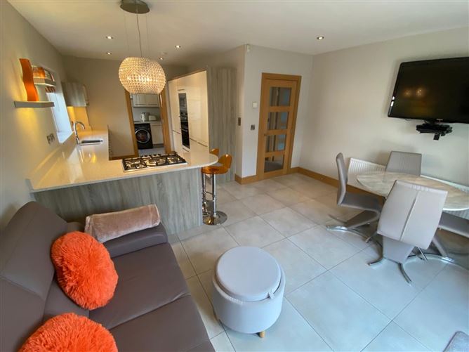8 Ashdale, Cloyne, Cork