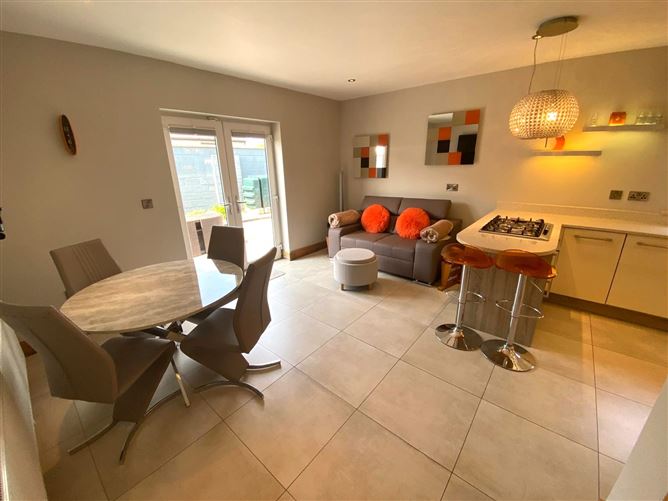 8 Ashdale, Cloyne, Cork