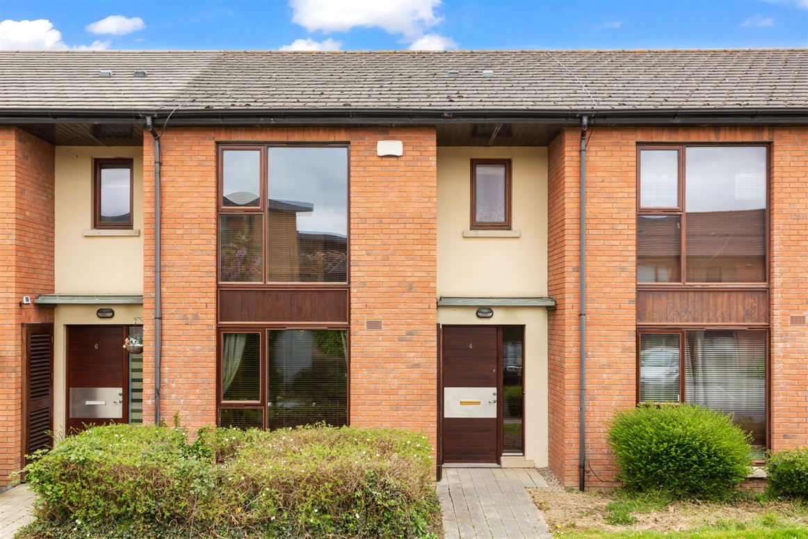 4 Castlegate Lawn, Adamstown Castle, Co. Dublin