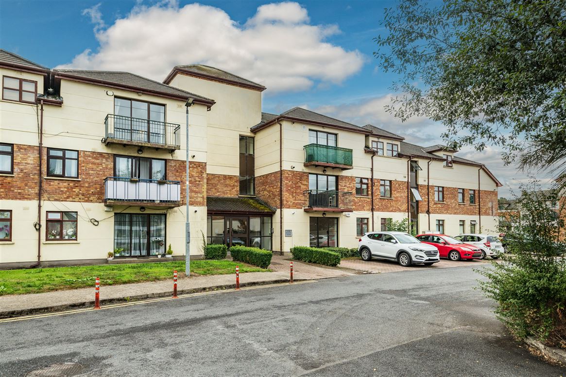 8 Millbank Square, Sallins, Kildare