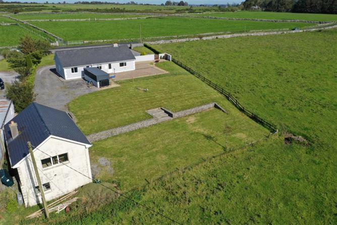 Carrownalassan, Four Mile House, Co. Roscommon