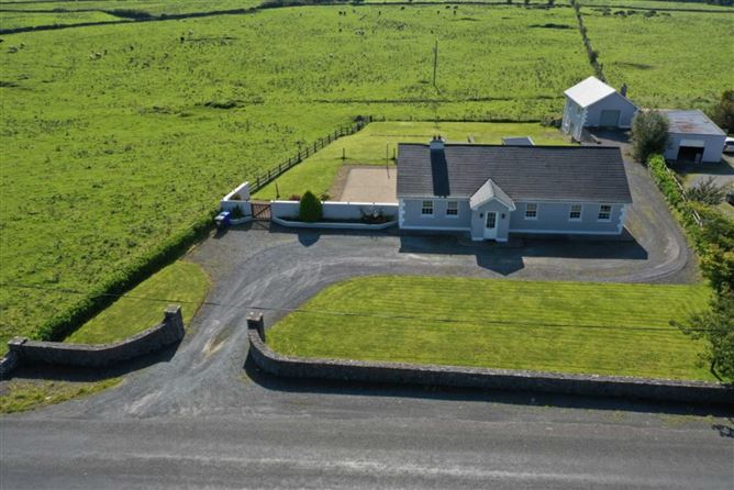 Carrownalassan, Four Mile House, Co. Roscommon