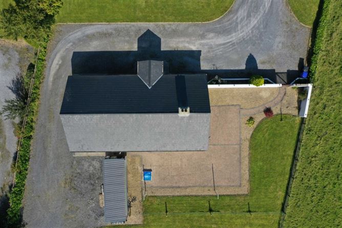 Carrownalassan, Four Mile House, Co. Roscommon