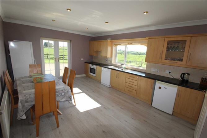 Carrownalassan, Four Mile House, Co. Roscommon