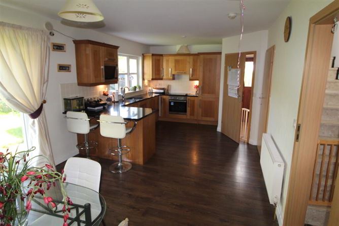12 Bramble Hill, Mohill, Leitrim