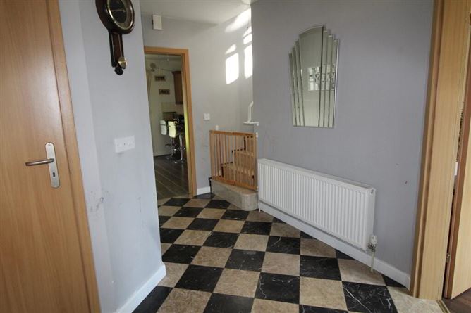 12 Bramble Hill, Mohill, Leitrim