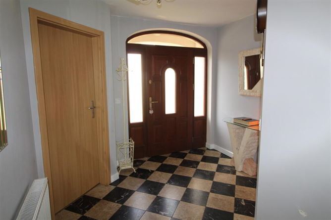 12 Bramble Hill, Mohill, Leitrim