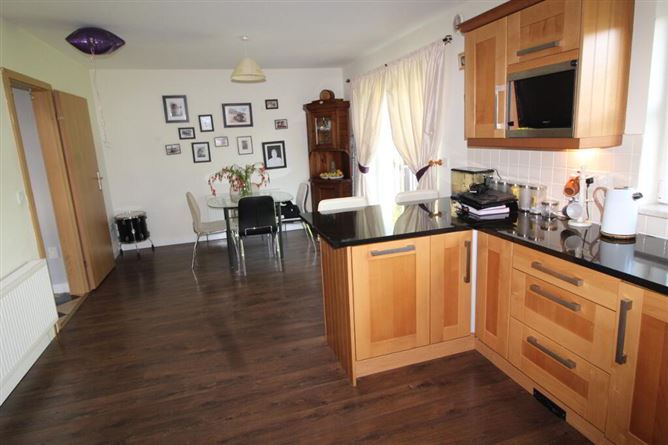 12 Bramble Hill, Mohill, Leitrim