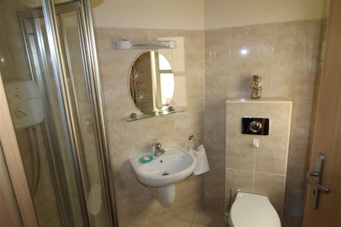 12 Bramble Hill, Mohill, Leitrim