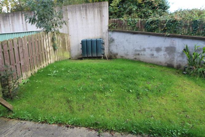 12 Bramble Hill, Mohill, Leitrim