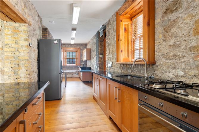 24 Lansdowne Road, Ballsbridge, Dublin 4