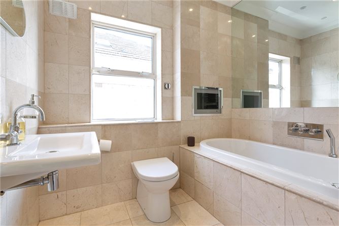 101 Avoca Park, Blackrock, Co. Dublin