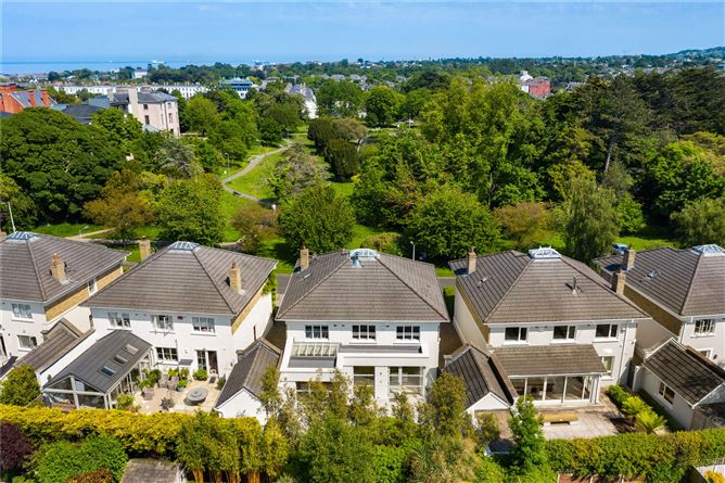 101 Avoca Park, Blackrock, Co. Dublin