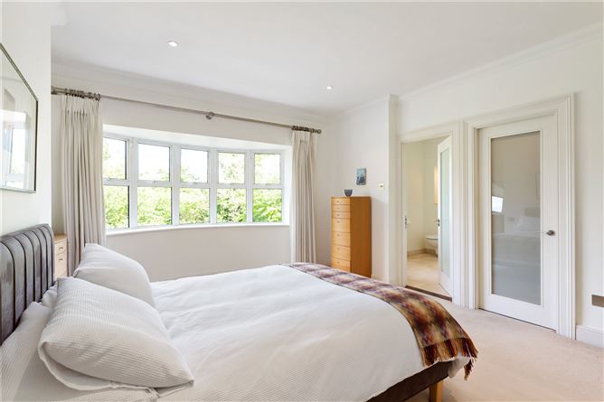 101 Avoca Park, Blackrock, Co. Dublin