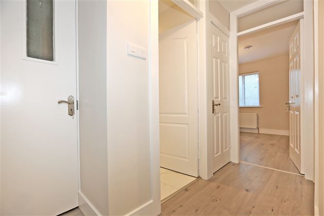 28 Castle Court, Clancy Strand, Limerick
