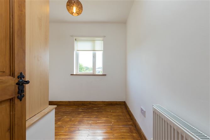11 Riverchapel Avenue, Riverchapel, Co. Wexford