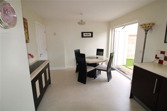 16 Barnwell Way, Ongar,   Dublin 15