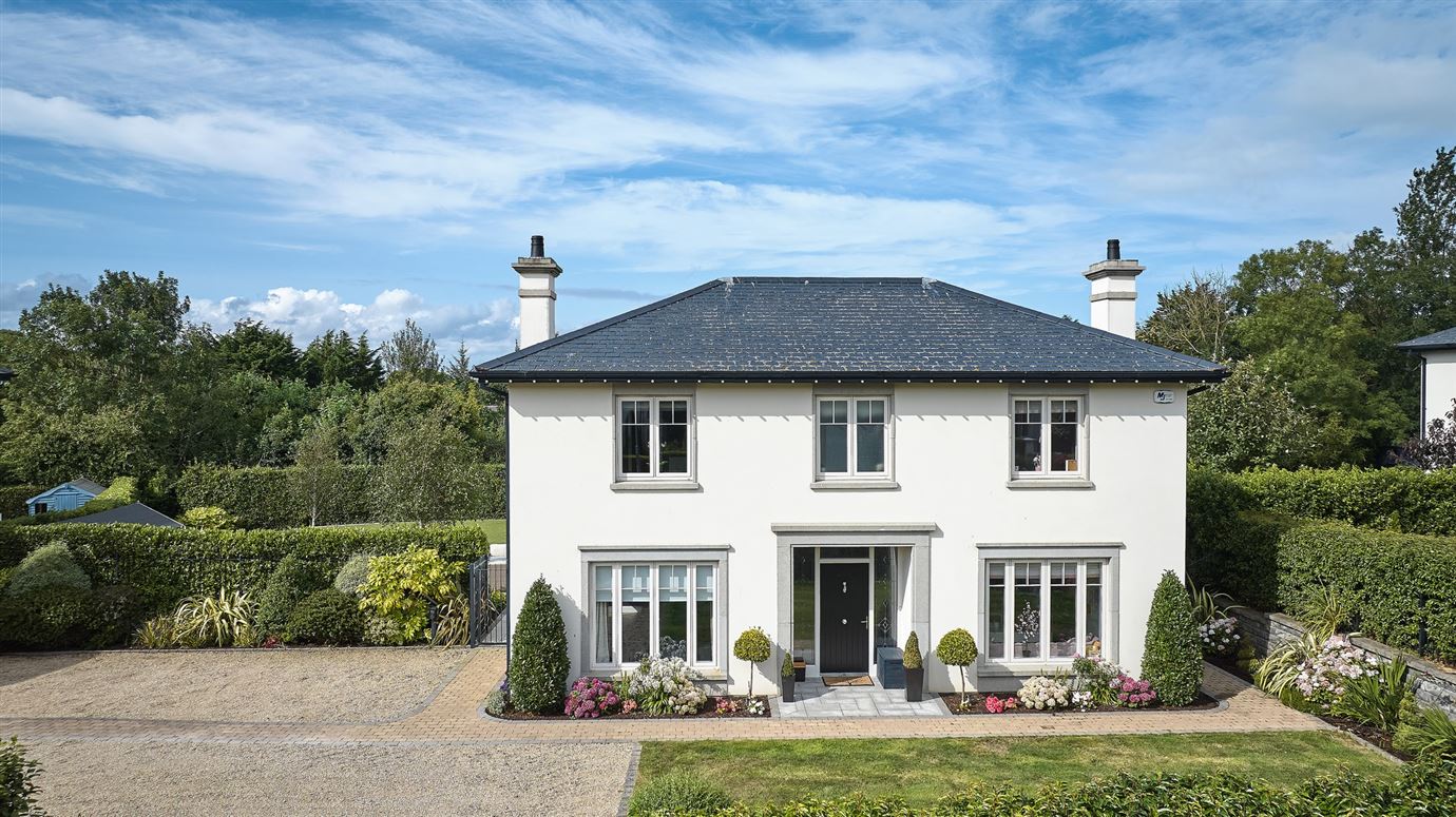 8 Thormanby Hill, Howth,   Dublin 13
