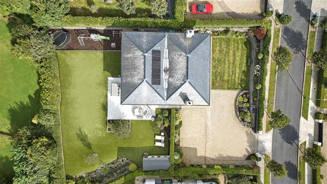 8 Thormanby Hill, Howth,   Dublin 13