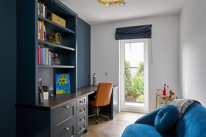 8 Thormanby Hill, Howth,   Dublin 13