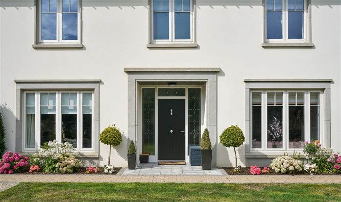 8 Thormanby Hill, Howth,   Dublin 13