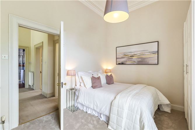 https://photos-a.propertyimages.ie/media/2/1/1/4828112/b950b983-cd45-4289-8722-ff85d8d05906_l.jpg