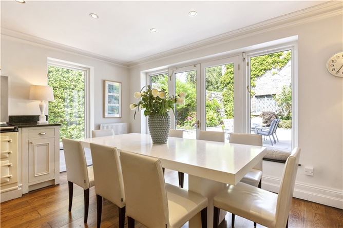 https://photos-a.propertyimages.ie/media/2/1/1/4828112/b950b983-cd45-4289-8722-ff85d8d05906_l.jpg