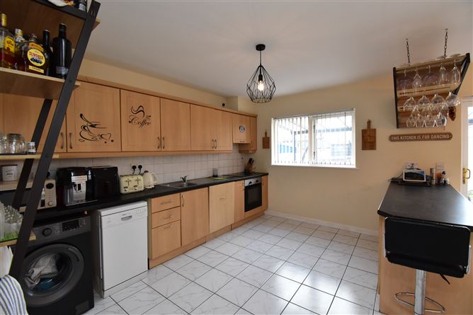 2 Chaplains Row , Clondalkin, Dublin 22