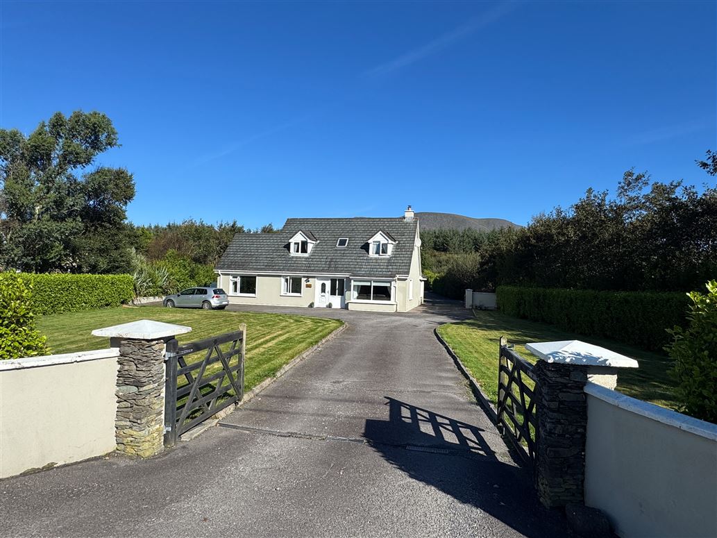 Ref 1209 - Birchwood House, Bahaghs, Caherciveen, Kerry