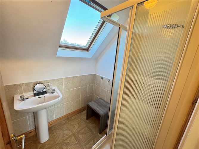 Ref 1209 - Birchwood House, Bahaghs, Caherciveen, Kerry