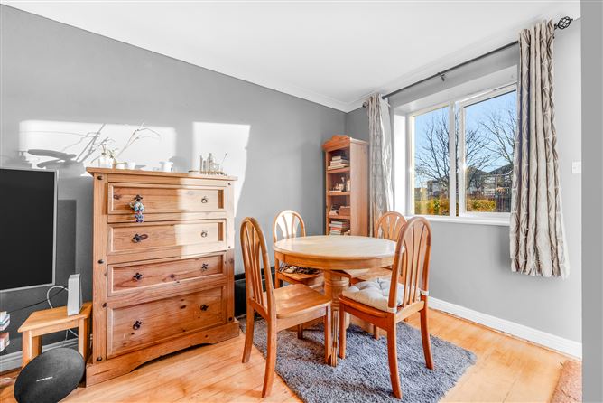 2 Chestnut House 23 Applewood Square, Swords,   County Dublin