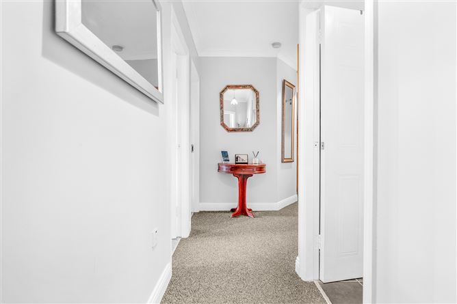 2 Chestnut House 23 Applewood Square, Swords,   County Dublin