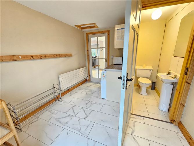 3 Clonmoney Grove, Crusheen, Ennis, Co. Clare