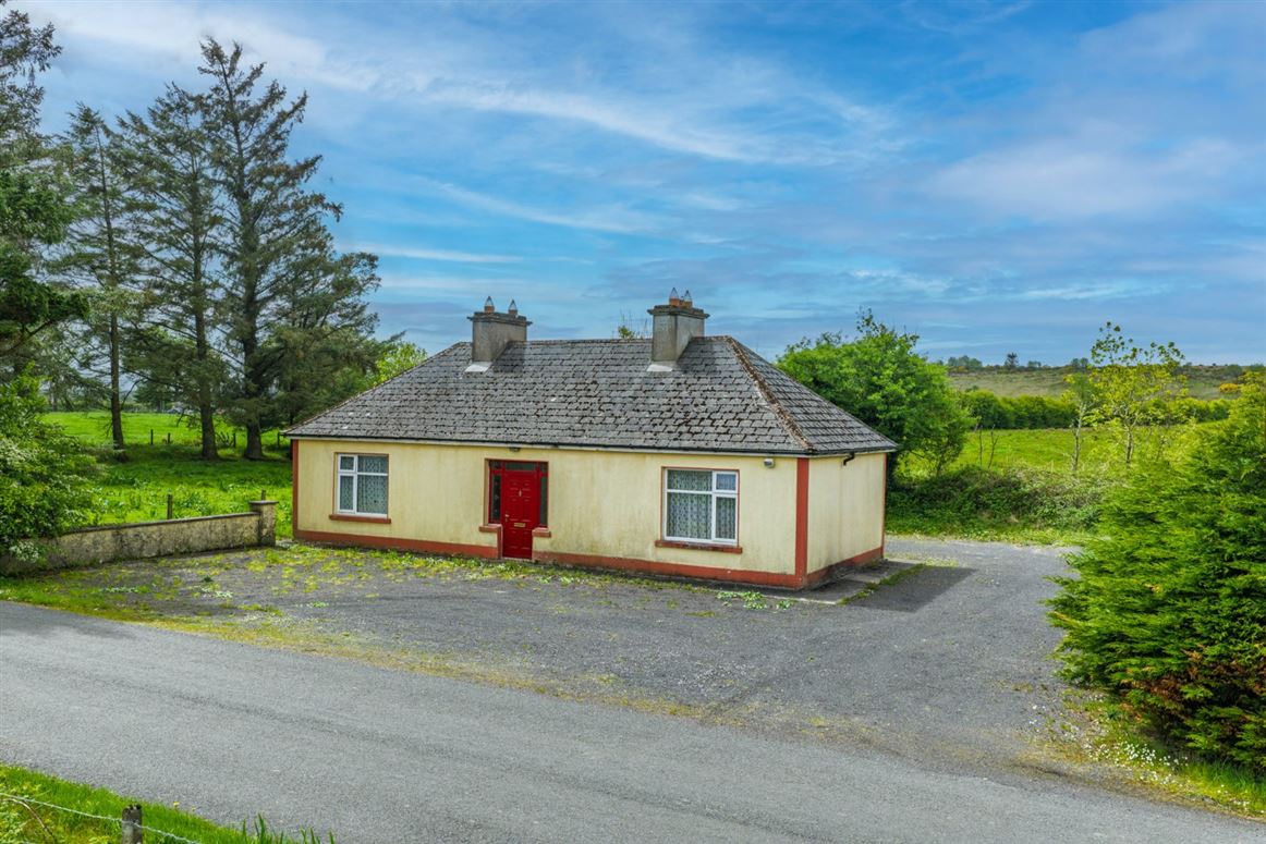 Ratheskin, Kincon, Ballina, Co. Mayo.