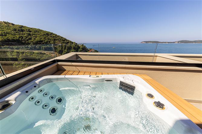 Adriatic Glass,Zaton,Dalmatia - Dubrovnik,Croatia