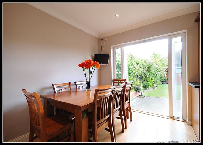 Photo 7 of 20 — 55 OAK RISE, Royal Oak, Santry,   Dublin 9