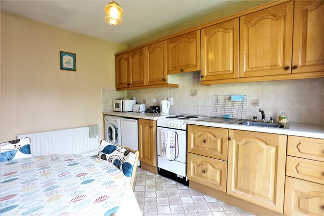 24 Oakcourt Park, Palmerstown,   Dublin 20