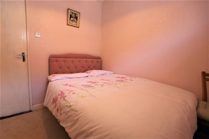 24 Oakcourt Park, Palmerstown,   Dublin 20