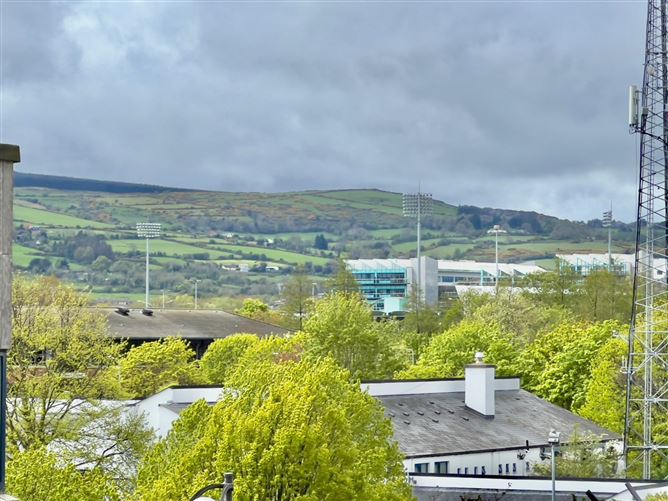 37 Abberley Square, Belgard Road, Tallaght, Dublin 24
