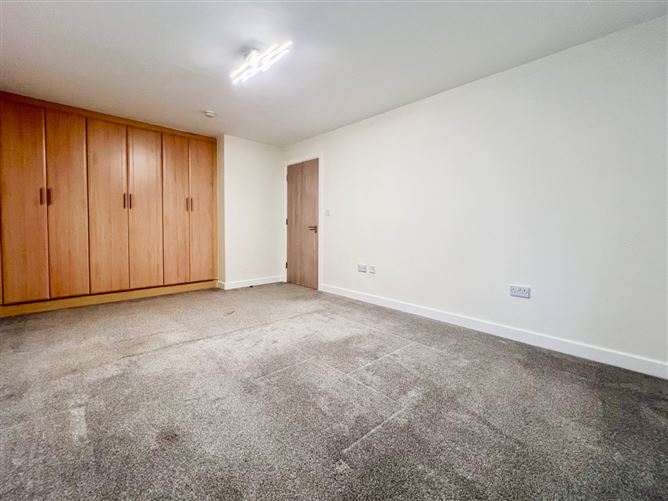 37 Abberley Square, Belgard Road, Tallaght, Dublin 24