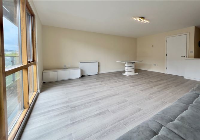 37 Abberley Square, Belgard Road, Tallaght, Dublin 24