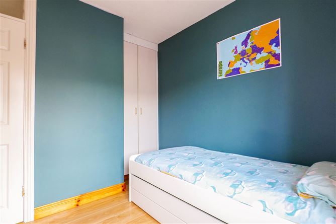 2 Lios Caisil, Ballybrit, Galway