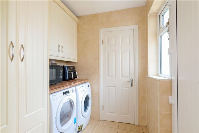 2 Lios Caisil, Ballybrit, Galway