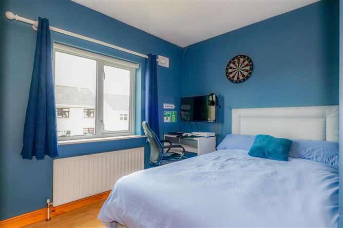 2 Lios Caisil, Ballybrit, Galway