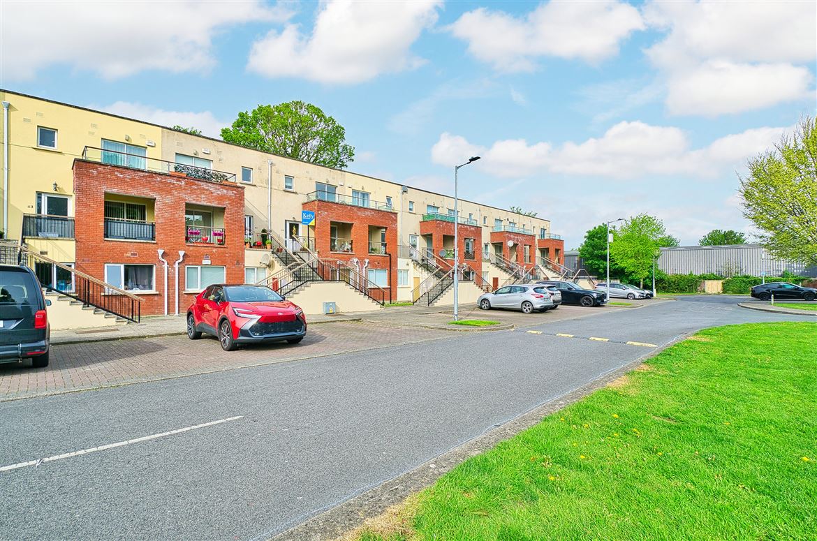39 Millrace Park , Saggart, Dublin